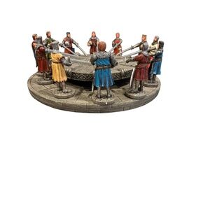 SCULPTURES Collectible King Arthur Knights Round Table Original Packaging